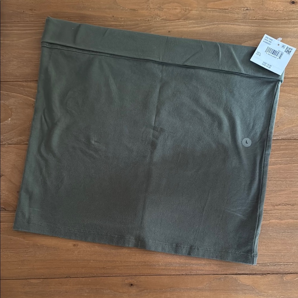 NWT! American Eagle Outfitters Green Fitted tube Top